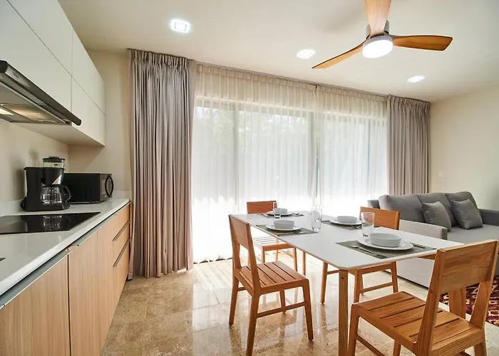 Lujoso Departamento Con Acceso Privado A La Piscina Apartamento *